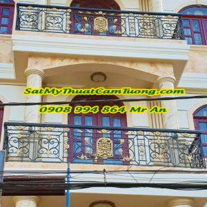 BAN CÔNG SẮT BC-605