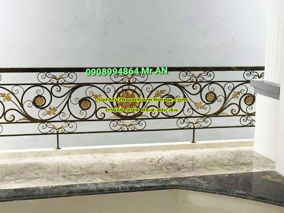 BAN CÔNG SẮT BC-612