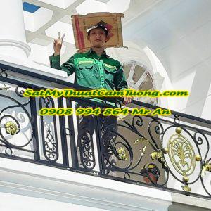 BAN CÔNG SẮT BC-617