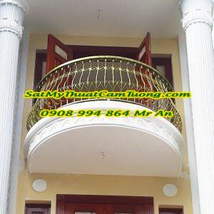 BAN CÔNG SẮT BC-618