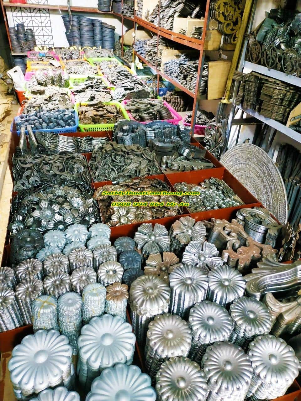 PHỤ KIỆN HOA LÁ SẮT, GANG PK-09