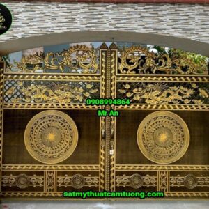 Cửa cổng nhôm đúc 077