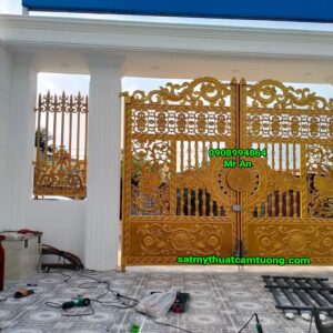 Cửa cổng nhôm đúc 067