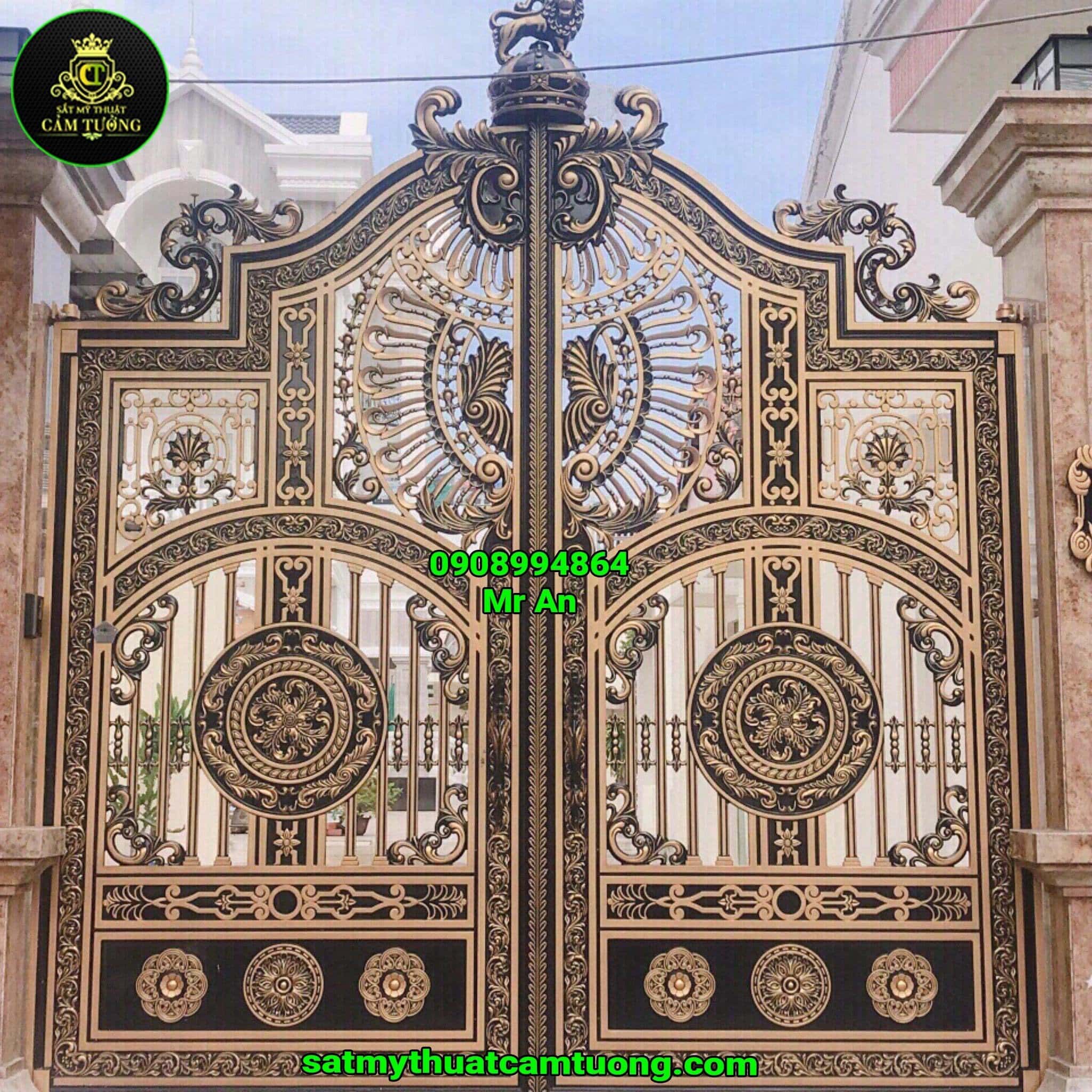 Cua Cong Hop Kim Nhom Duc 37