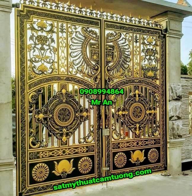 Cua Cong Hop Kim Nhom Duc 48