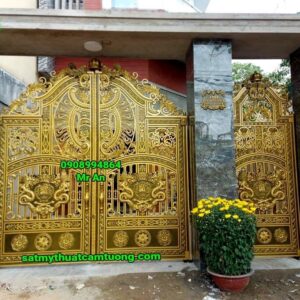 Cửa cổng nhôm đúc 032