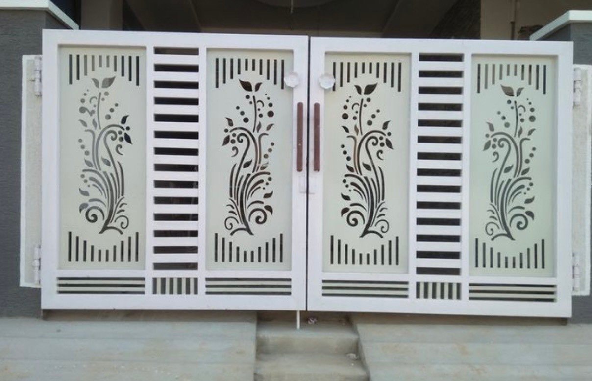 Cua Cong Sat My Thuat 24